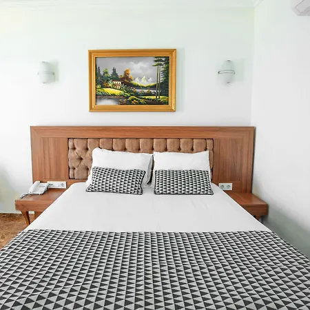Kristal Beach Hotel-2